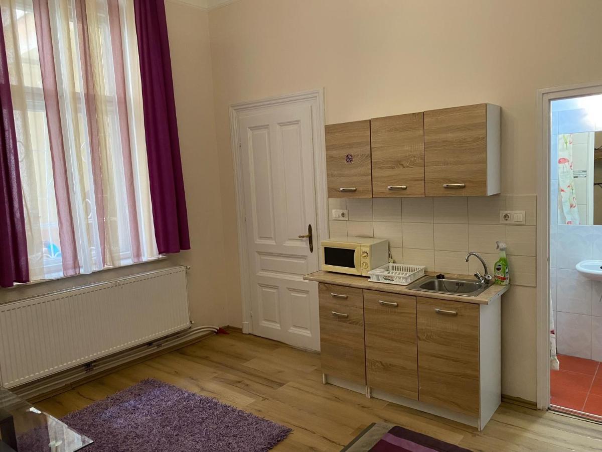 Mandy Apartments Budapest Bagian luar foto