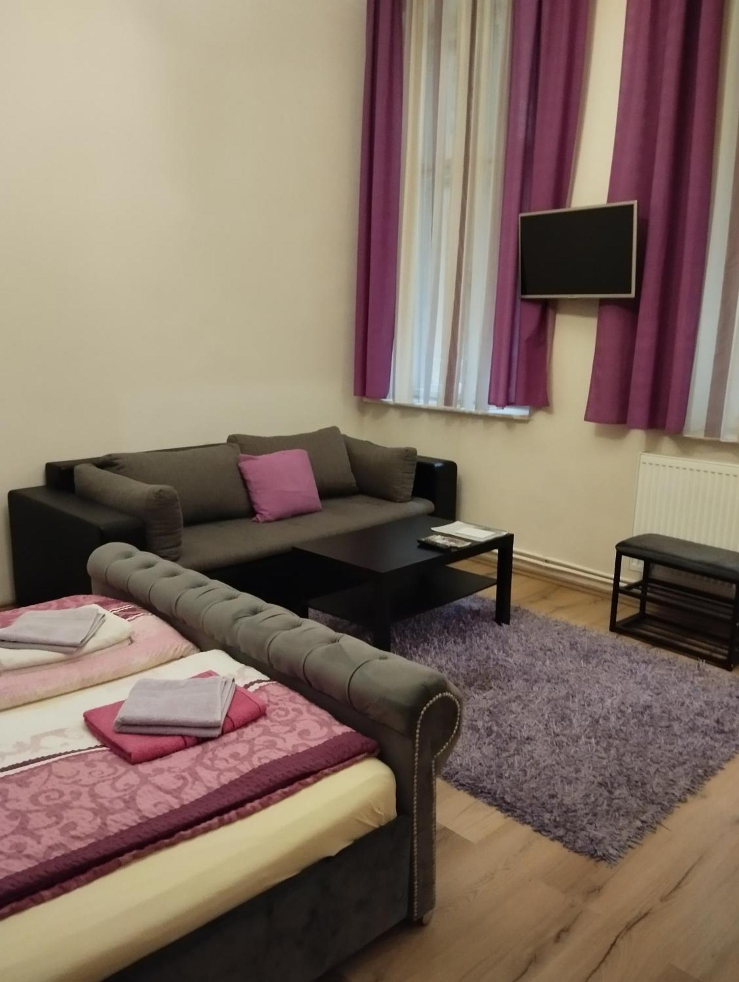 Mandy Apartments Budapest Bagian luar foto