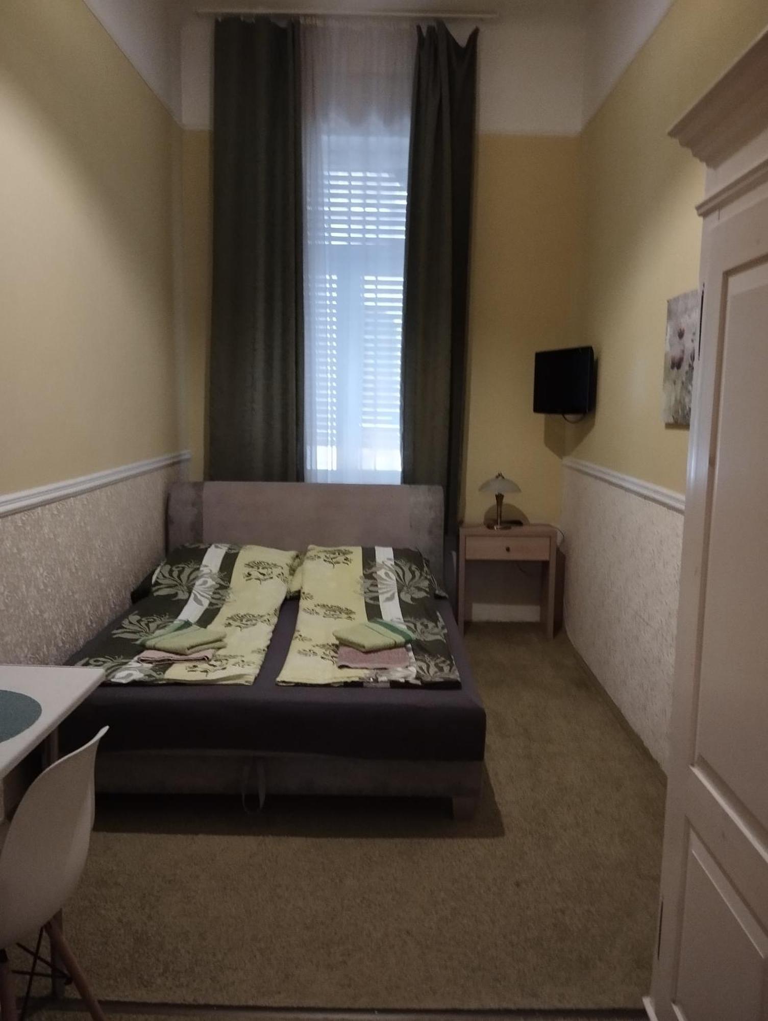 Mandy Apartments Budapest Bagian luar foto